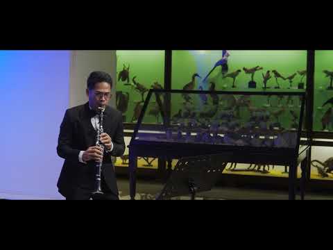 Paul performing Mangani’s Sonata for Clarinet
